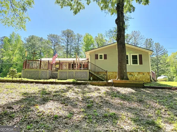 1006 Warner Rd, West Point, GA 31833