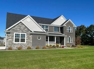 11730 Hillside Dr, Dexter, MI 48130