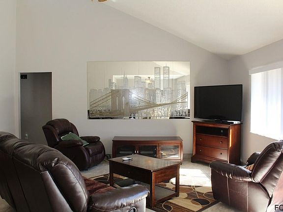 4th image of 35 Blakemore Dr
