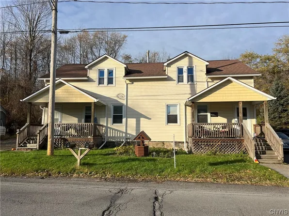 2375 Oneida St, Clayville, NY 13322
