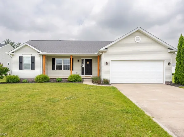 830 Thewes Cir, Louisville, OH 44641