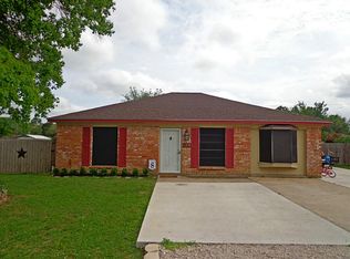 805 Alamo St, West Columbia, TX 77486