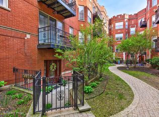 1251 W Granville Ave #G, Chicago, IL 60660