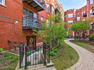 1251 W Granville Ave #G, Chicago, IL, 60660