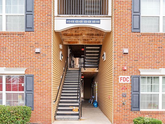 3rd image of 427 Micali Way