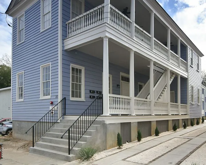 21 Amherst St — Photo 1