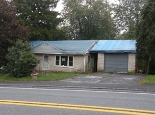 719 W High St, Manheim, PA 17545