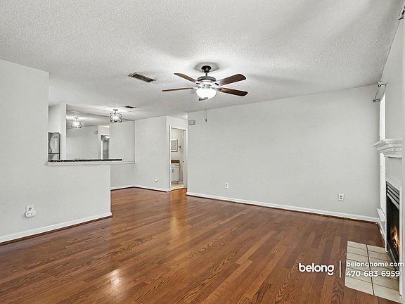 3rd image of 319 Granville Ct