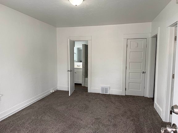 2nd image of 209 W Young St