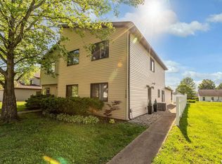 510 N Beadle Dr #B, Carbondale, IL 62901