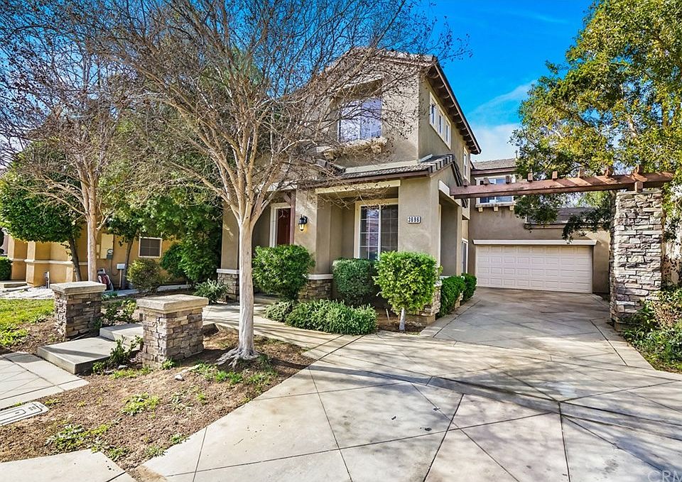 1st image of 3696 Castillo De Leon Dr