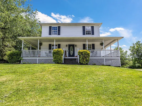 208 Hallock Pl, Abingdon, VA 24210