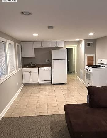 1st image of 2141 W Belle Plaine Ave