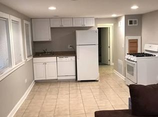 2141 W Belle Plaine Ave, Chicago, IL 60618