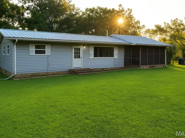 10295 County Road 458a, Birch Tree, MO 65438