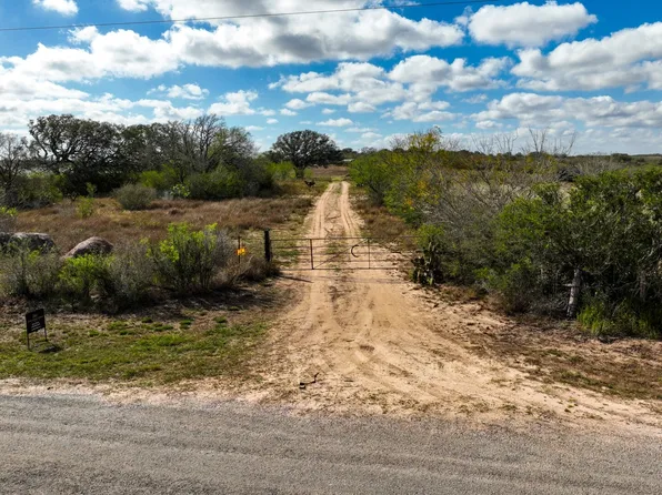 0 Cr 115, Mineral, TX 78119