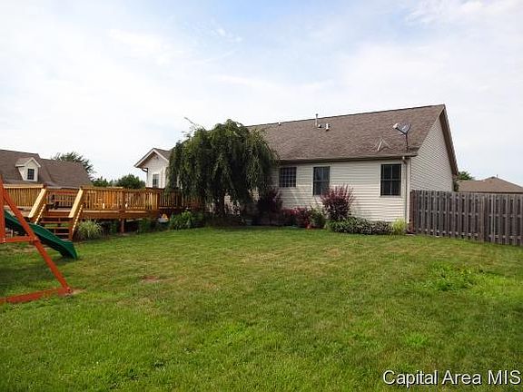 3rd image of 700 Goldenrod Dr