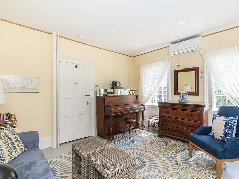 2214 Montauk Hwy — Photo 9
