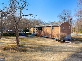 6620 Pine Grove Dr, Suitland, MD 20746