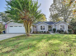 1025 Crystal Water Dr, Lawrenceville, GA 30045