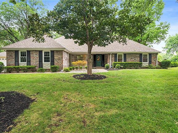2nd image of 61 Fulkerson Cir
