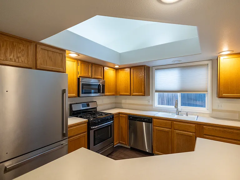 164 S Silverwood Way — Photo 8