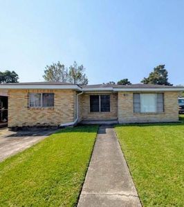 1800 Stafford St, Gretna, LA, 70053