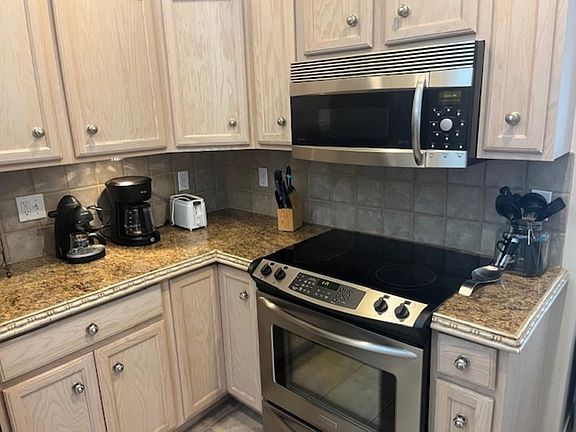 3rd image of 732 Glen Ct Unit 40