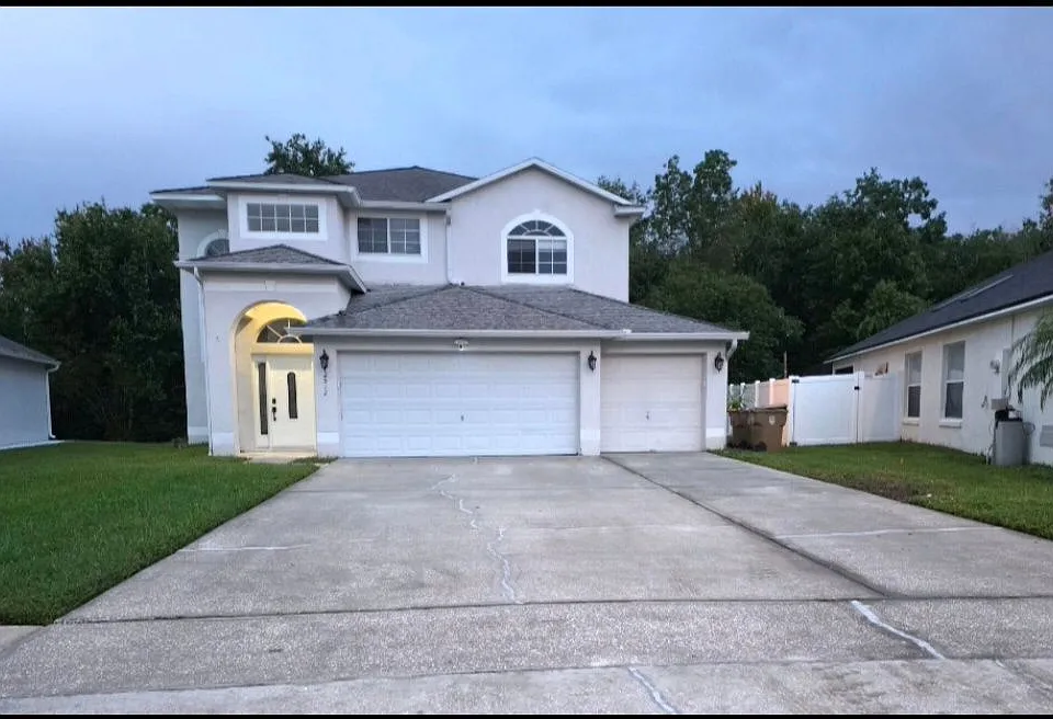2512 Brookstone Dr