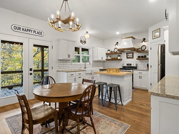 5th image of 649 Lakeview Bnd