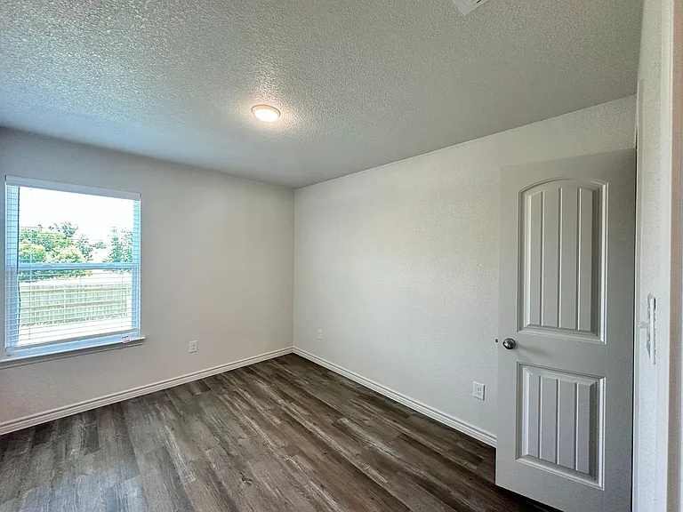 222B Dolphin Dr — Photo 12