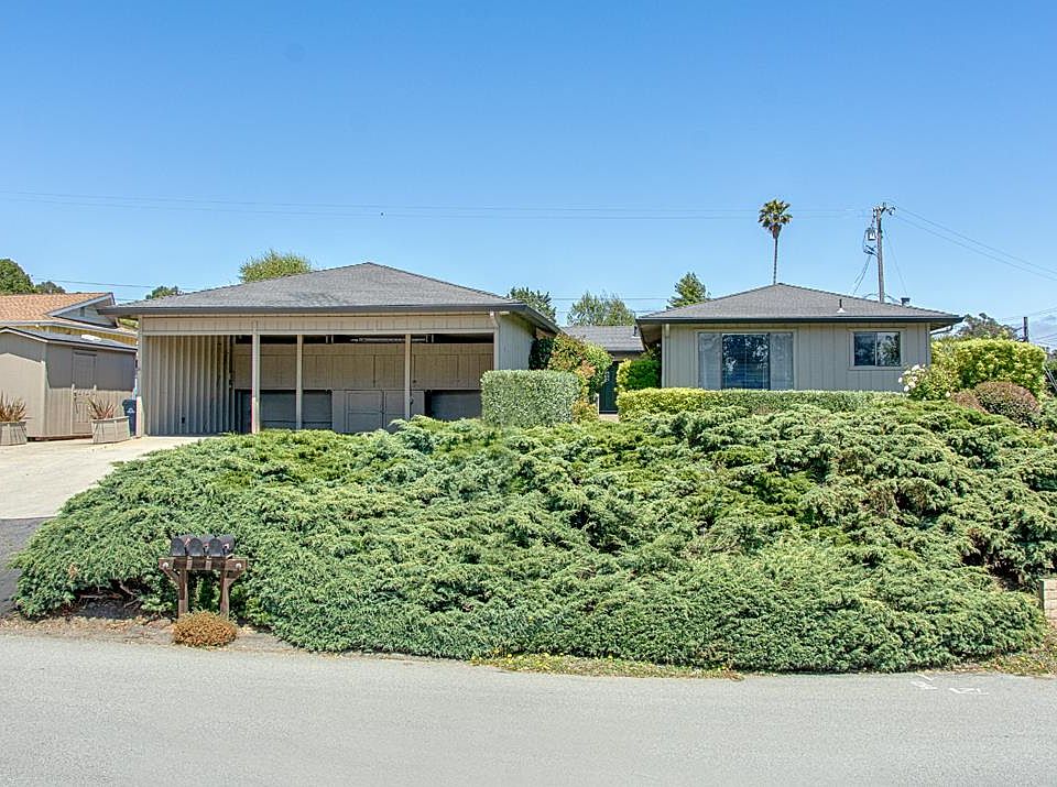 1st image of 3000 Crystal Heights Dr