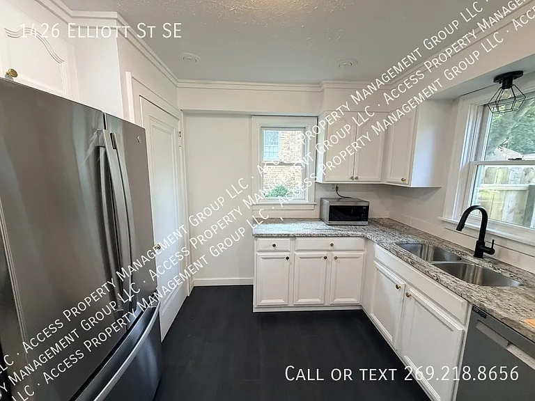 1426 Elliott St SE — Photo 10