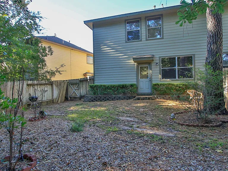 191 N Burberry Park Cir — Photo 30