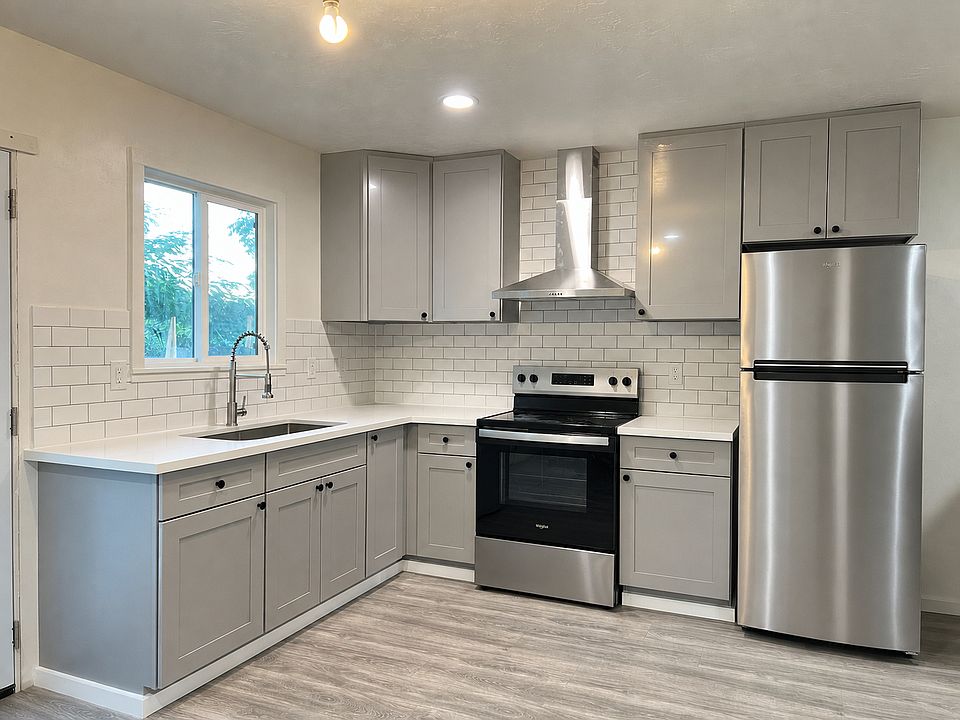 1st image of 316 Hardister Dr #B