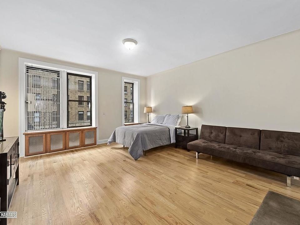 1st image of 1436 Lexington Ave APT 3C