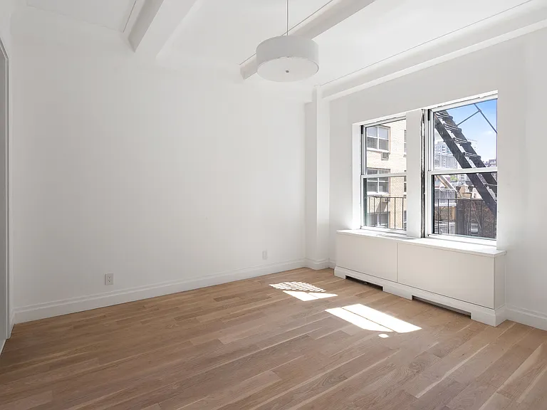 215 W 88th St #7B — Photo 6