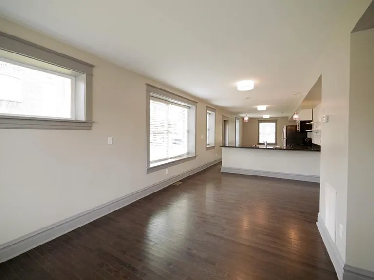 4336 McRee Ave #E — Photo 4