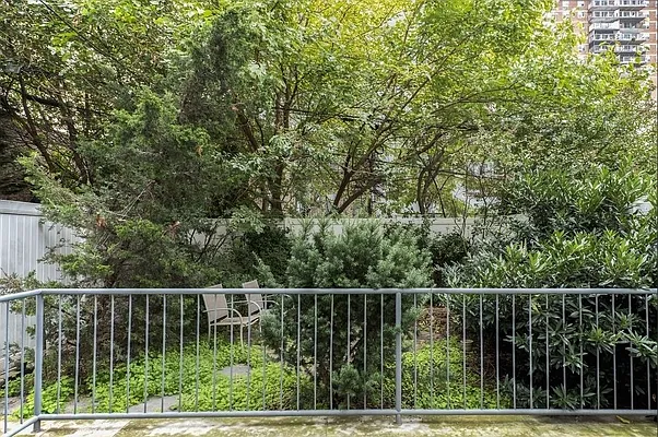 Rented by Loom Group | media 54