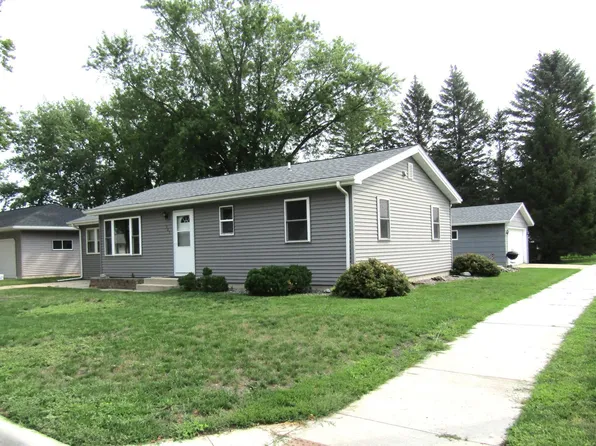 385 3rd St, Dawson, MN 56232