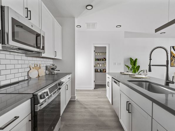 2165 Casablanca Way #2050