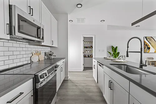 Steele Landing Townhome Rentals Photo 1