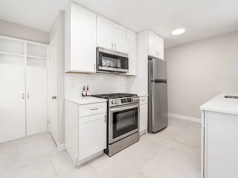 884 S Chesterfield Rd — Photo 18