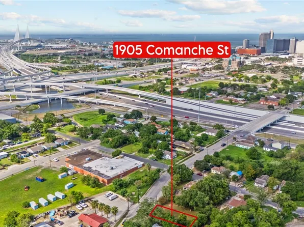 1905 Comanche St, Corpus Christi, TX 78408