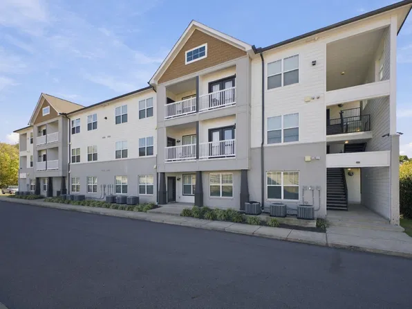 6411 Charlotte Road Cir #108, Nashville, TN 37209