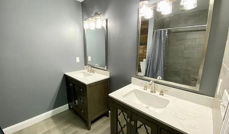 Master ensuite with double sinks