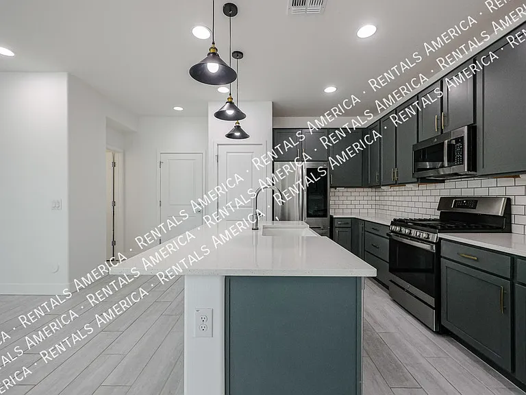 1656 S 83rd Way — Photo 8