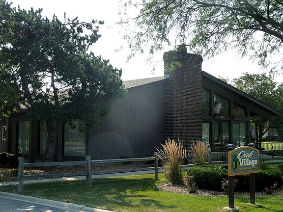 4th image of 17940 Royal Oak Ct