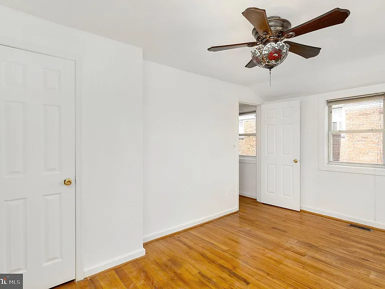 2446 S Nelson St — Photo 12
