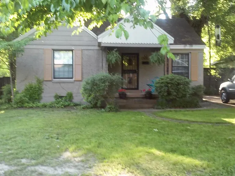 675 Loeb St — Photo 8